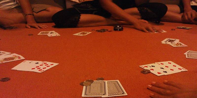 tham-gia-pok-deng-hap-dan